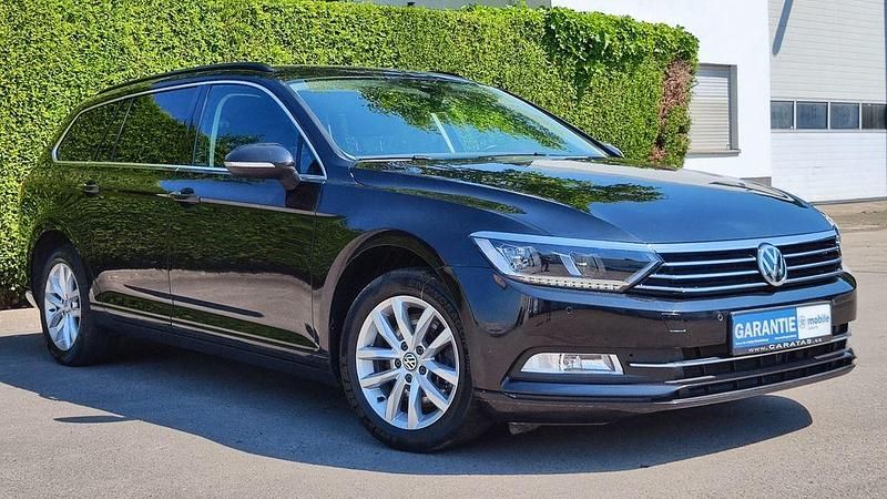 Gebraucht VW Passat Highline 150 PS (110 kW) 2018 Schwarz Kombi