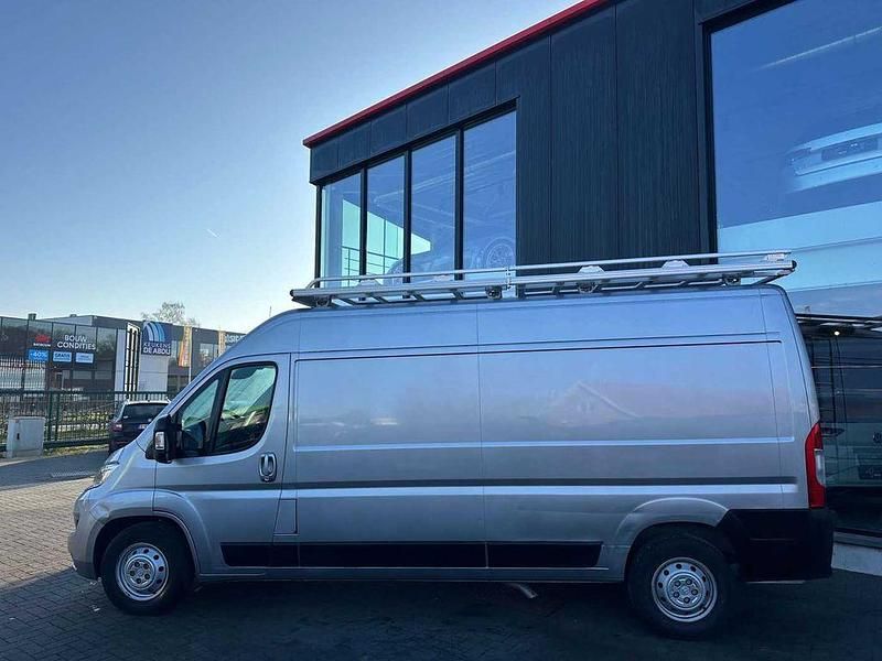 Gebraucht Citroën Jumper 165 PS (121 kW) 2021 Silber Van / Kleinbus