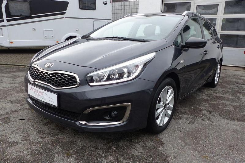 Gebraucht Kia Ceed Sportswagon Edition 7 101 PS (74 kW) 2018 Grau Kombi