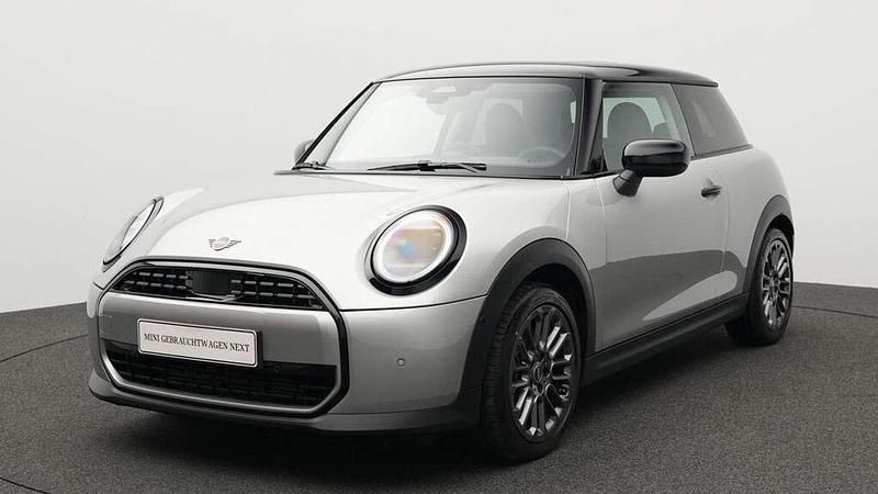 Grau Gebraucht 2024 Mini Cooper Kleinwagen | 25.422 € (Guter Preis) - Bild 1/4