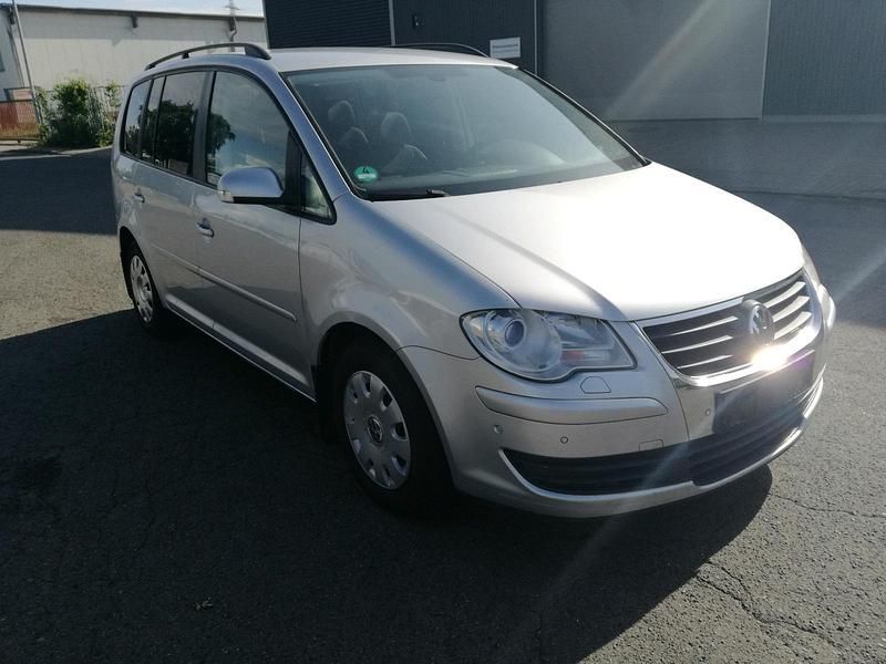 Silber Gebraucht 2008 VW Touran Van / Kleinbus | 1.499 € (Superpreis) - Bild 1/4