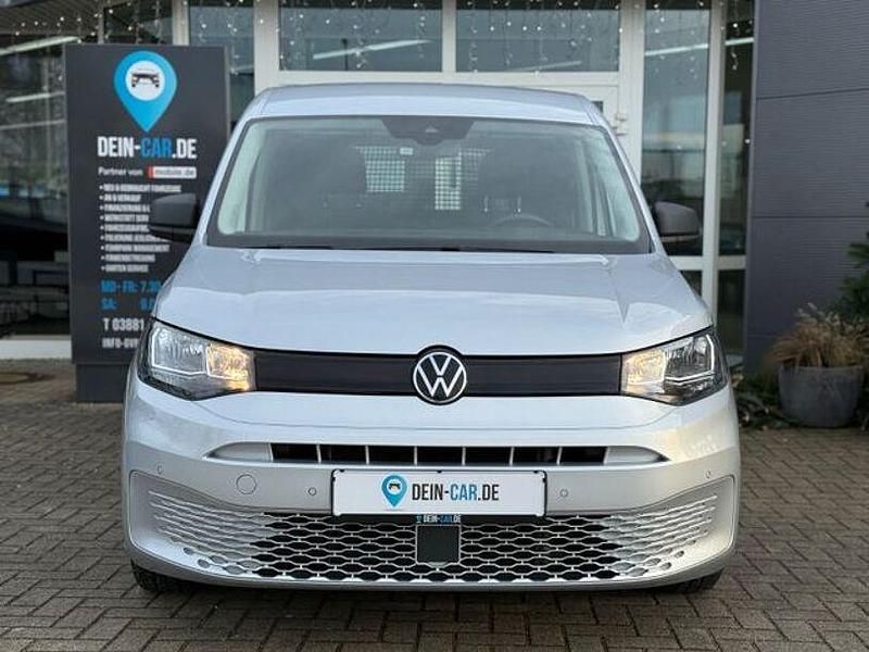 Second-hand VW Caddy 122 CP (89 kW) 2021 Argintiu Monovolum