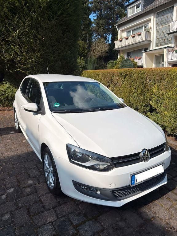 Gebraucht VW Polo Trendline 60 PS (44 kW) 2010 Weiß Kleinwagen