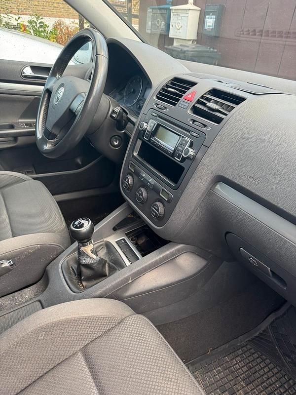 Gebraucht 2005 VW Golf V Kleinwagen | 300 € (Superpreis) - Bild 1/4