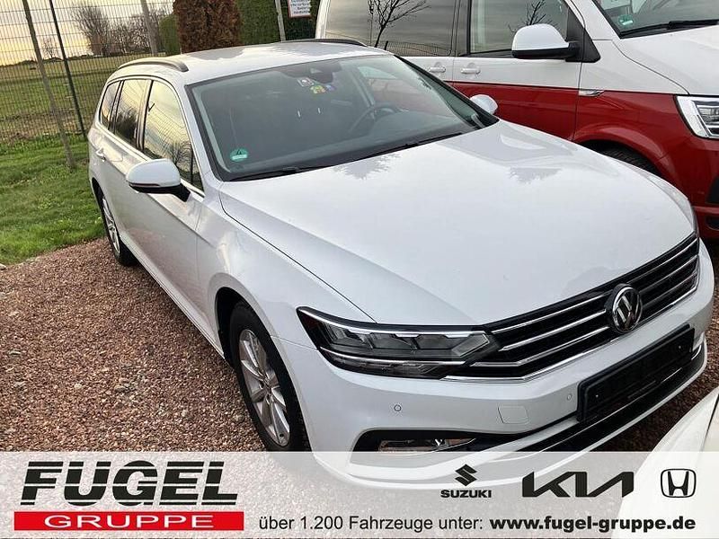 Pure white Gebraucht 2020 VW Passat Business Kombi | 19.999 € (Guter Preis) - Bild 1/4
