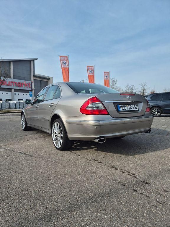 Gebraucht Mercedes E280 Elegance 231 PS (169 kW) 2008 Grau Limousine