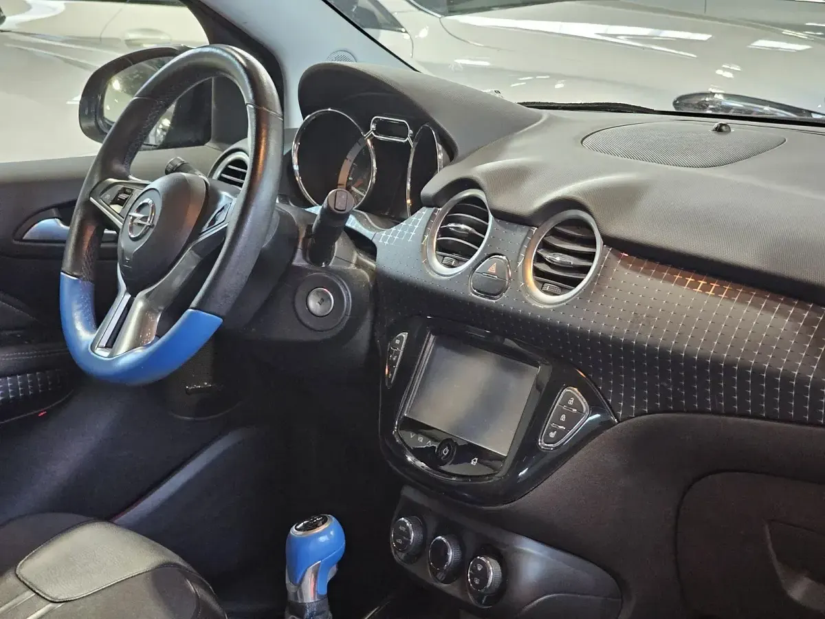 Gebraucht Opel Adam Rocks Rocks S 150 PS (110 kW) 2015 Karbonschw graphitschw mid (metallic) Kleinwagen