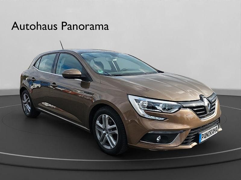 Gebraucht Renault Mégane IV Experience 101 PS (74 kW) 2016 Braun Limousine