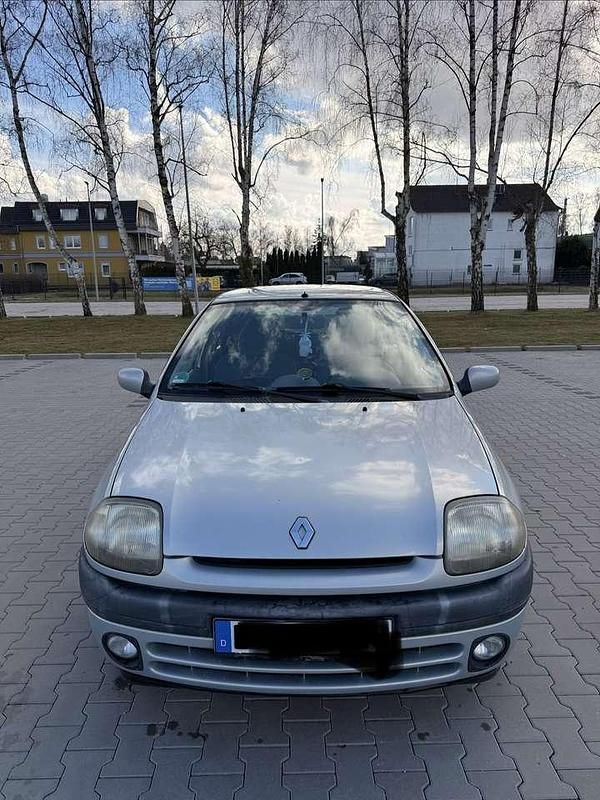 Gebraucht Renault Clio II Initiale 98 PS (72 kW) 1999 Kleinwagen