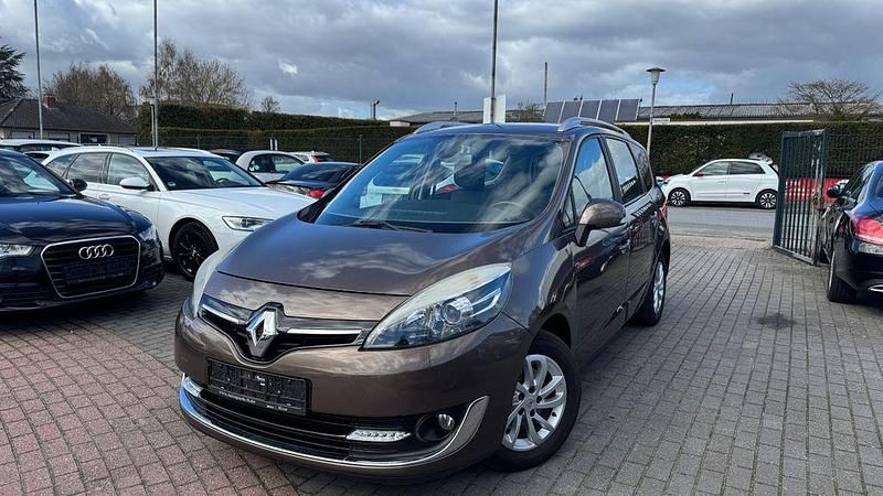 Gebraucht Renault Scénic III Initiale Paris 132 PS (97 kW) 2013 Braun (mokkabraun) Van / Kleinbus