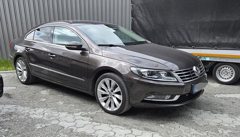 Gebraucht VW CC 140 PS (102 kW) 2012 Braun Limousine