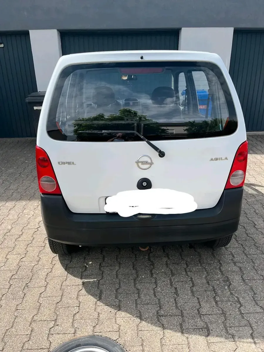 Gebraucht Opel Agila 58 PS (42 kW) 2002 Weiß Van / Kleinbus