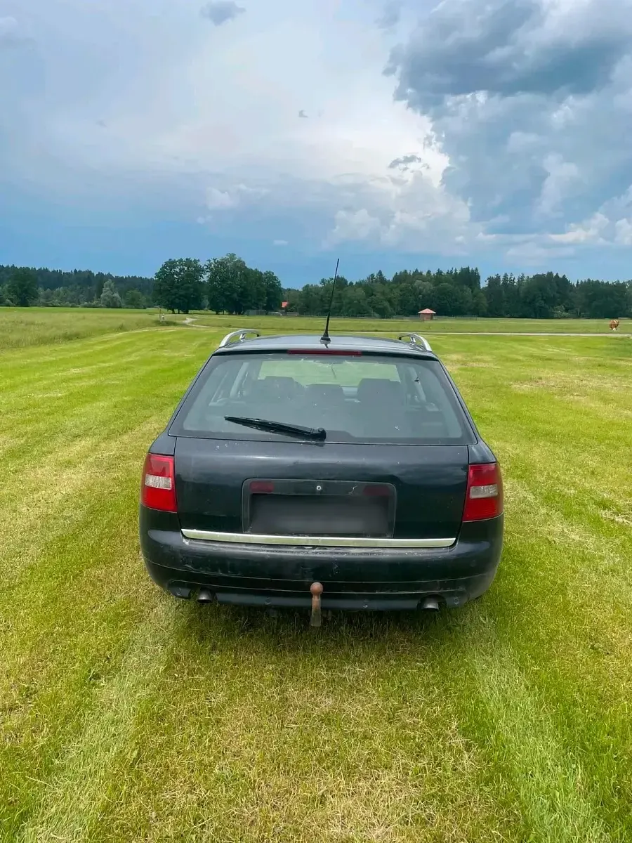 Gebraucht Audi A6 178 PS (130 kW) 2004 Schwarz Kombi