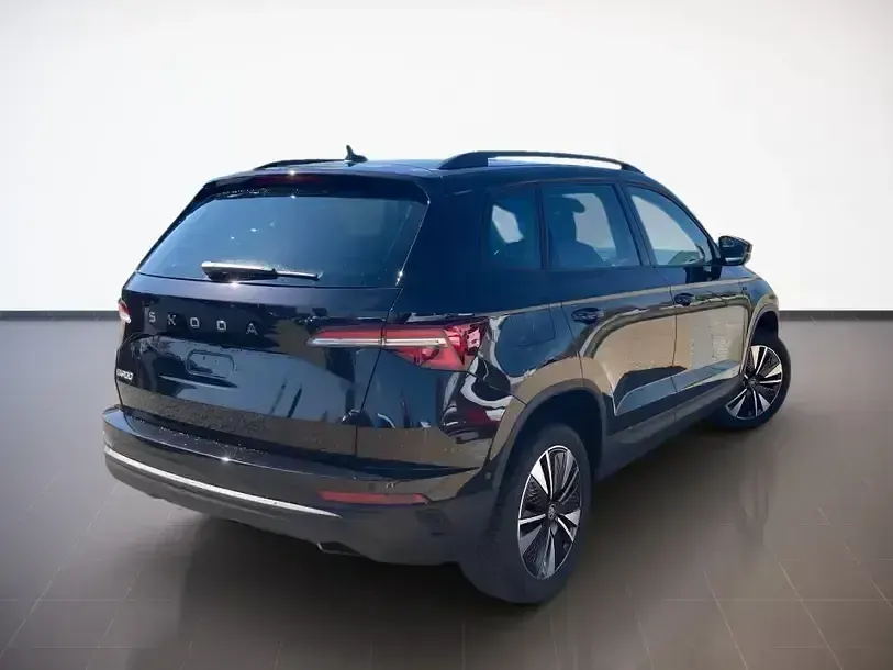 Gebraucht Skoda Karoq Ambiente 150 PS (110 kW) 2025 Blackmagic perleffekt SUV