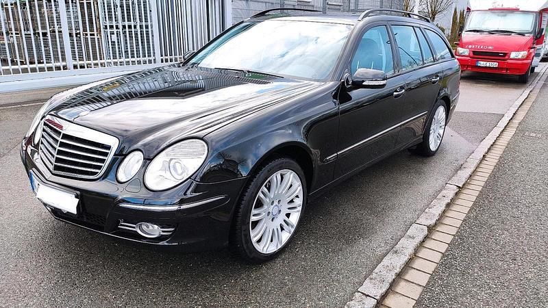 Gebraucht Mercedes E200 190 PS (139 kW) 2008 Schwarz Kombi