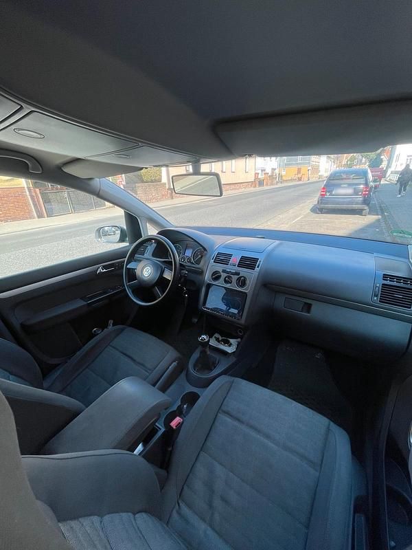 Gebraucht VW Touran 140 PS (102 kW) 2006 Grau Van / Kleinbus