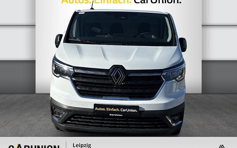 Neu Renault Trafic Komfort 110 PS (80 kW) 2025 Weiß Van / Kleinbus
