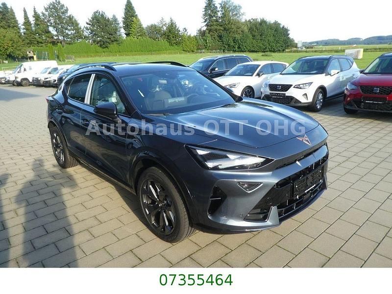 Neu Cupra Formentor 150 PS (110 kW) 2025 Grau SUV