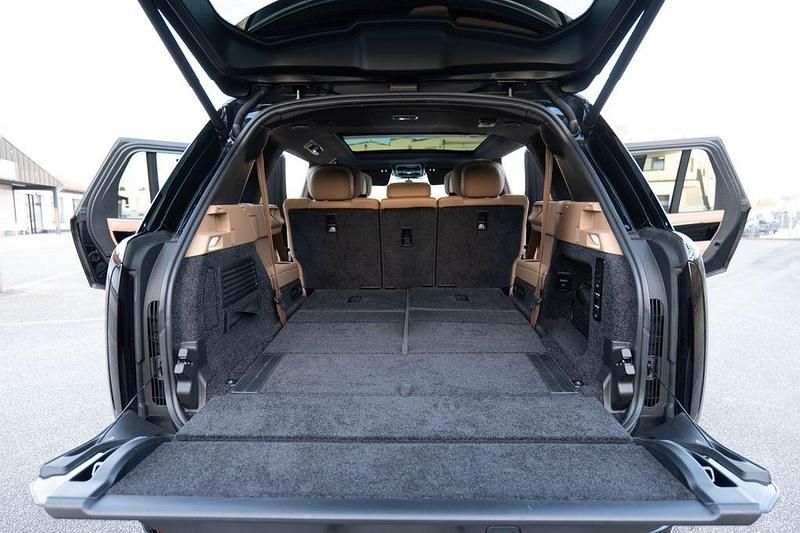 Gebraucht Land Rover Range Rover Autobiography 349 PS (256 kW) 2025 Schwarz SUV