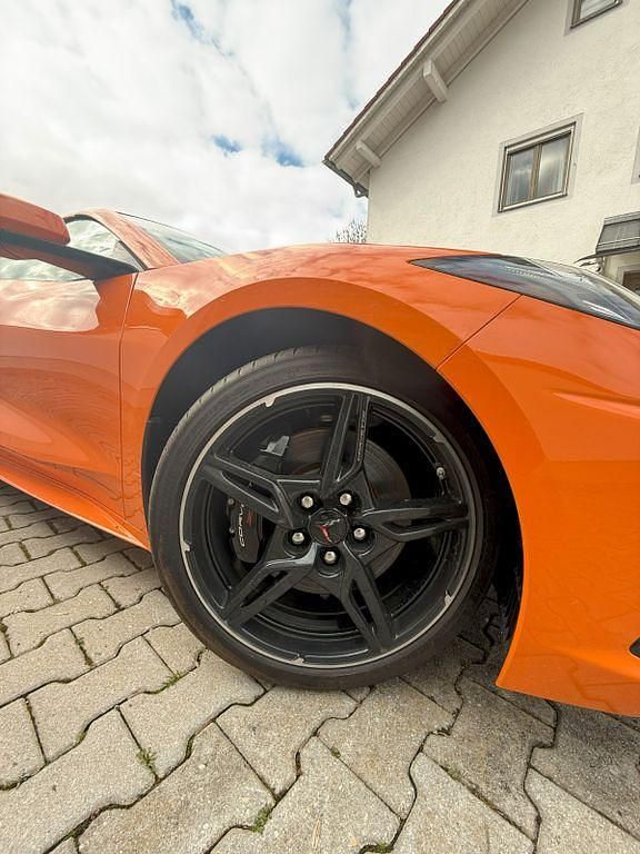 Neu Corvette Stingray 481 PS (353 kW) 2025 Orange Coupé