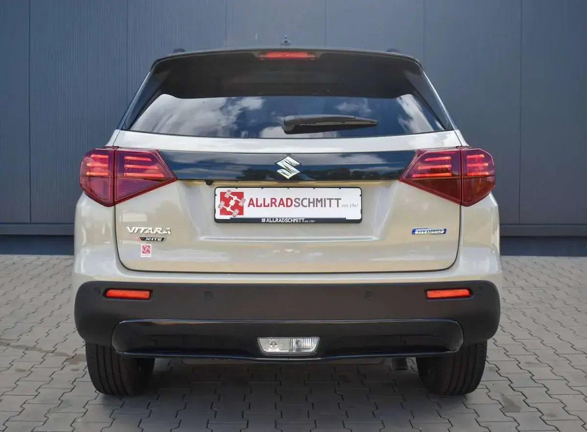 Gebraucht Suzuki Vitara Comfort+ 109 PS (80 kW) 2026 Schwarz SUV