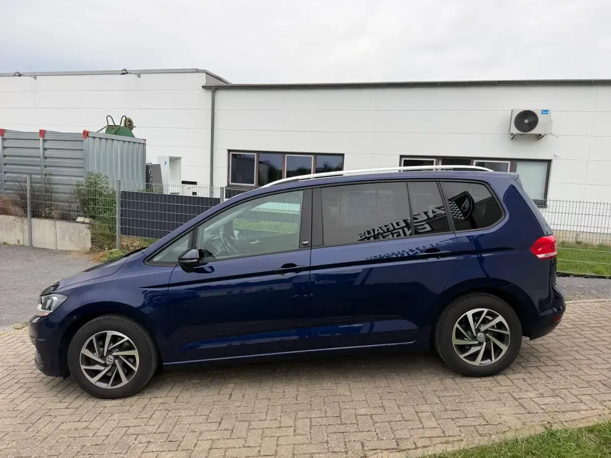 Gebraucht VW Touran Join 116 PS (85 kW) 2017 Blau Van / Kleinbus