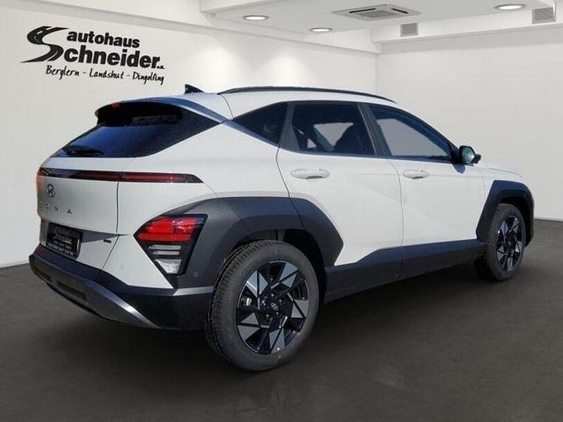 Gebraucht Hyundai Kona Prime 199 PS (146 kW) 2024 Atlas white SUV