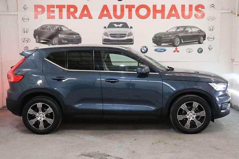 Gebraucht Volvo XC40 Inscription 150 PS (110 kW) 2020 Blau SUV