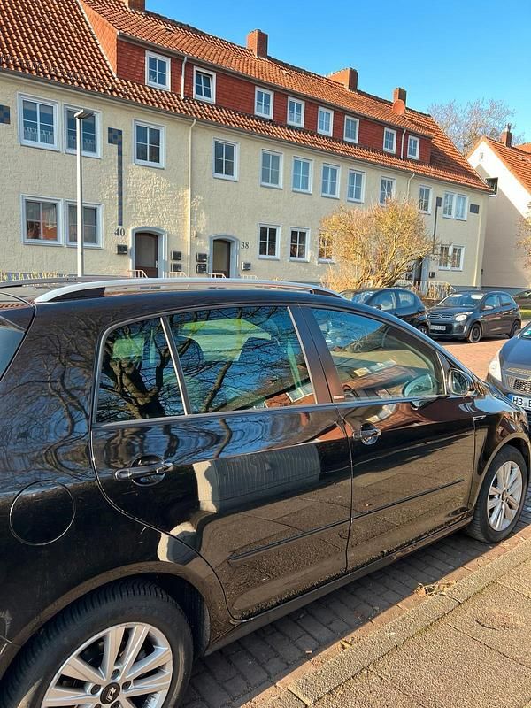 Gebraucht VW Golf VII 86 PS (63 kW) 2012 Schwarz Kleinwagen
