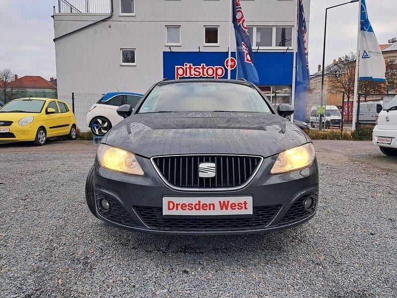 Other Gebraucht 2011 Seat Exeo Style Limousine | 4.199 € (Fairer Preis) - Bild 1/4