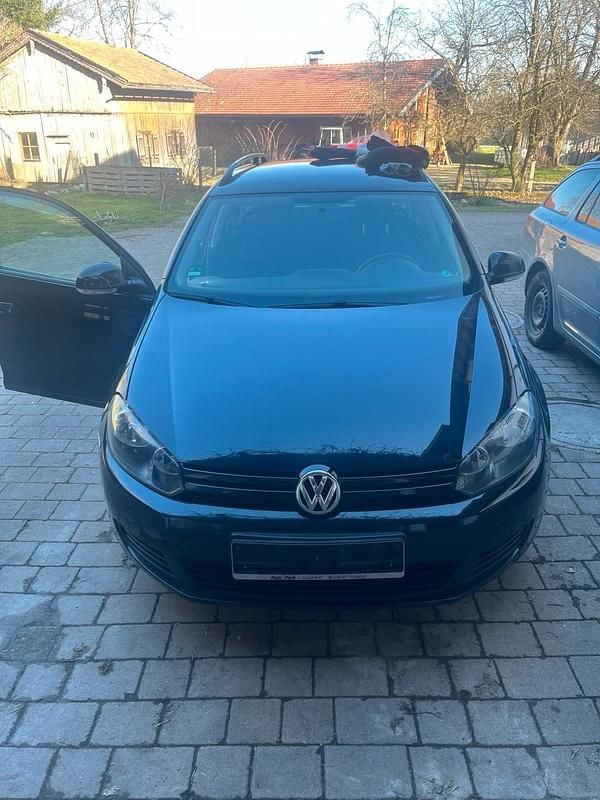Gebraucht VW Golf VII 104 PS (76 kW) 2012 Schwarz Kombi