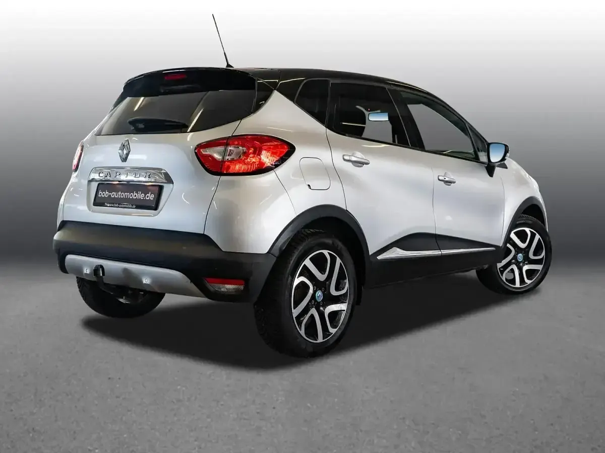 Gebraucht Renault Captur Crossborder 118 PS (86 kW) 2017 Silber SUV