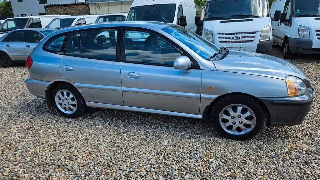 Gebraucht Kia Rio 97 PS (71 kW) 2002 Grau Limousine