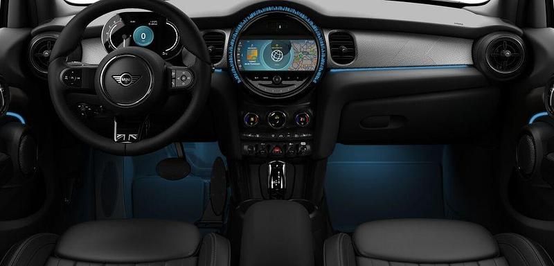 Gebraucht Mini Cooper 136 PS (100 kW) 2023 Blau Kleinwagen