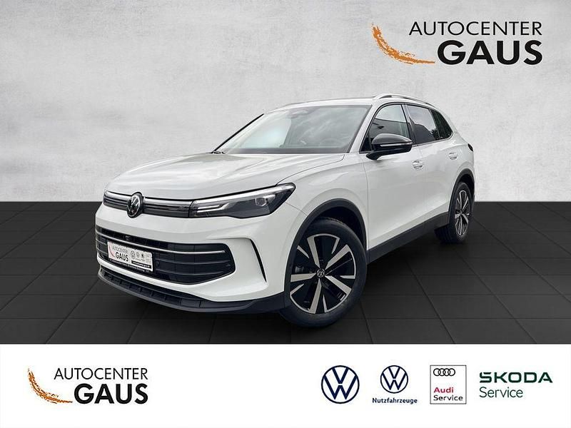 Weiß Neu 2025 VW Tiguan S SUV | 46.490 € (Etwas zu teuer) - Bild 1/4