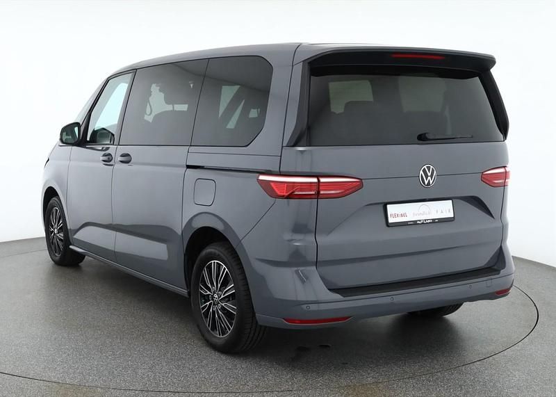 Usata VW Multivan 204 CV (150 kW) 2023 Grigio Monovolume