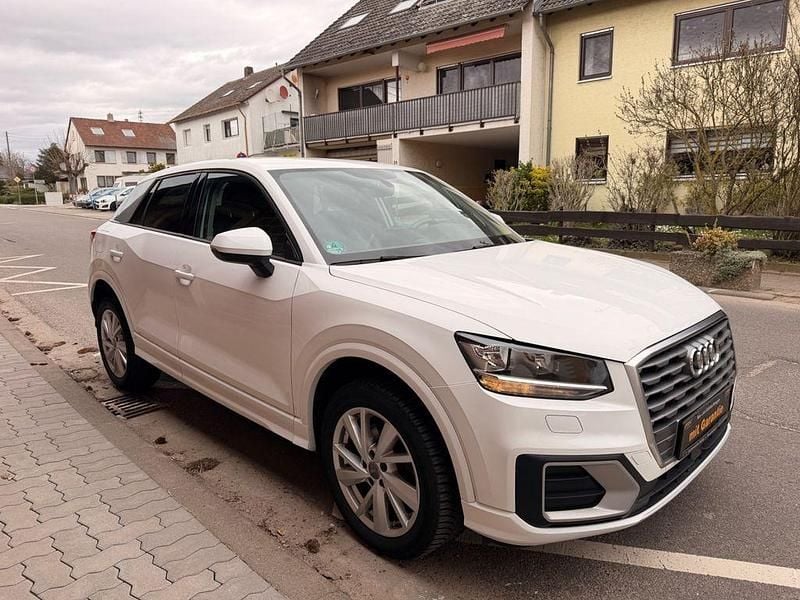 Gebraucht Audi Q2 Sport 150 PS (110 kW) 2017 Weiß SUV