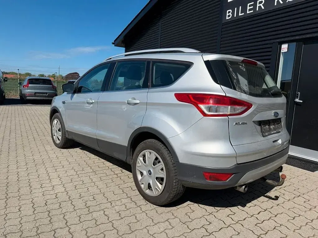 Używany Ford Kuga Titanium 150 KM (110 kW) 2016 SUV