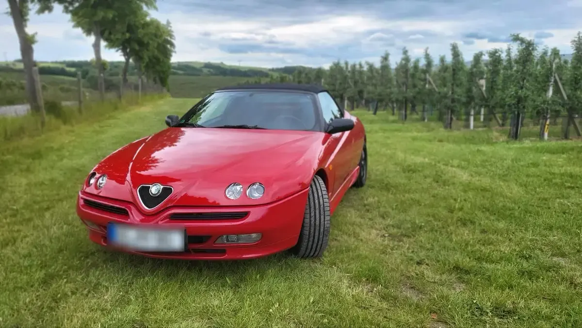 Gebraucht Alfa Romeo Spider 155 PS (114 kW) 2026 Cabrio