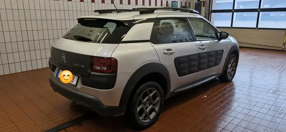 Gebraucht Citroën C4 Cactus Shine 82 PS (60 kW) 2017 Silber Kleinwagen