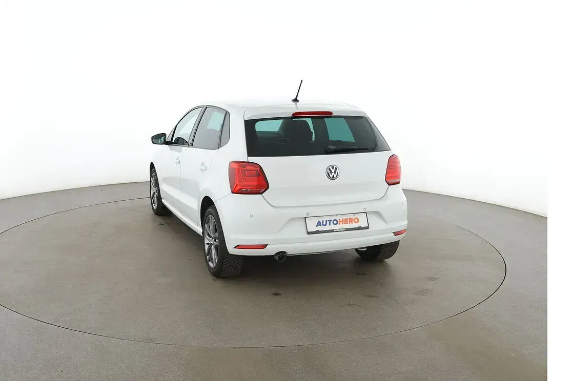Gebraucht VW Polo Allstar 2016 Weiß Limousine