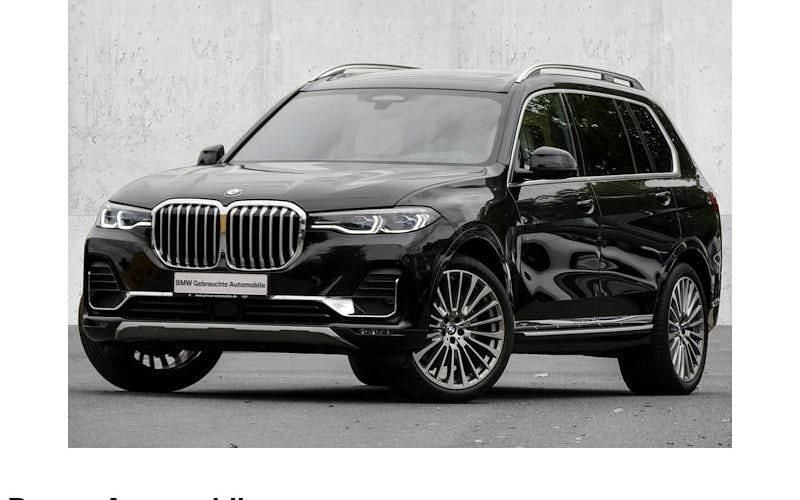 Schwarz Gebraucht 2022 BMW X7 Executive SUV | 74.350 € (Fairer Preis) - Bild 1/4
