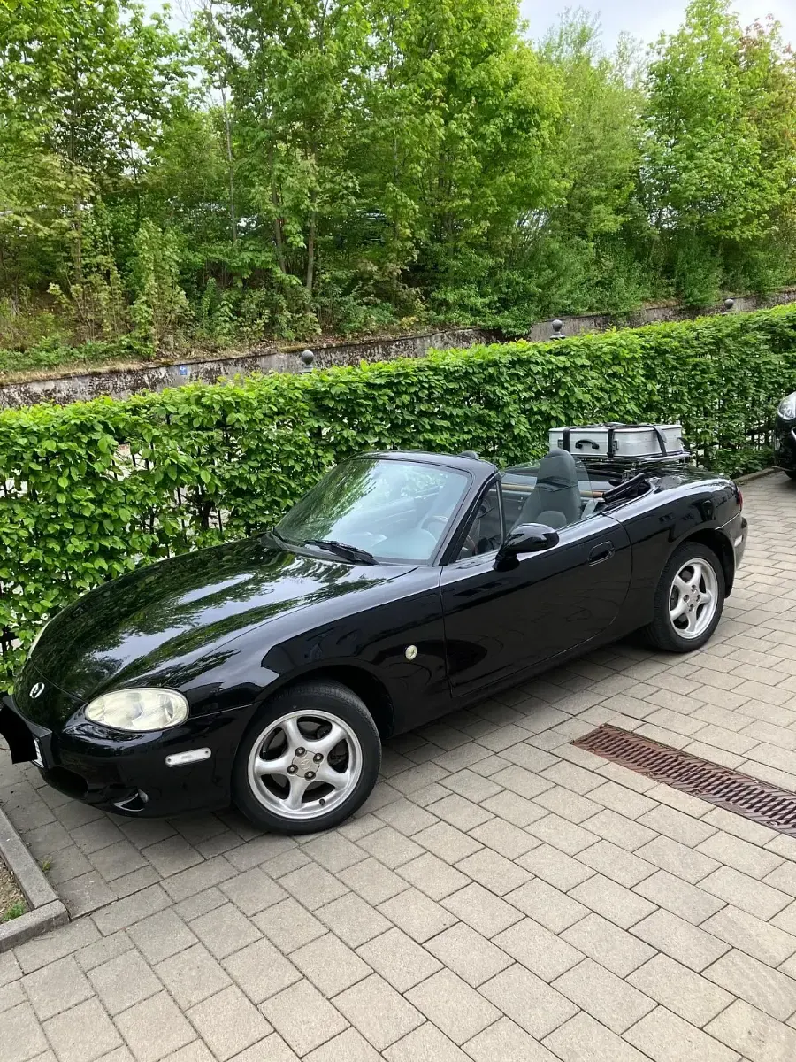 Gebraucht Mazda MX5 110 PS (80 kW) 2003 Schwarz Cabrio