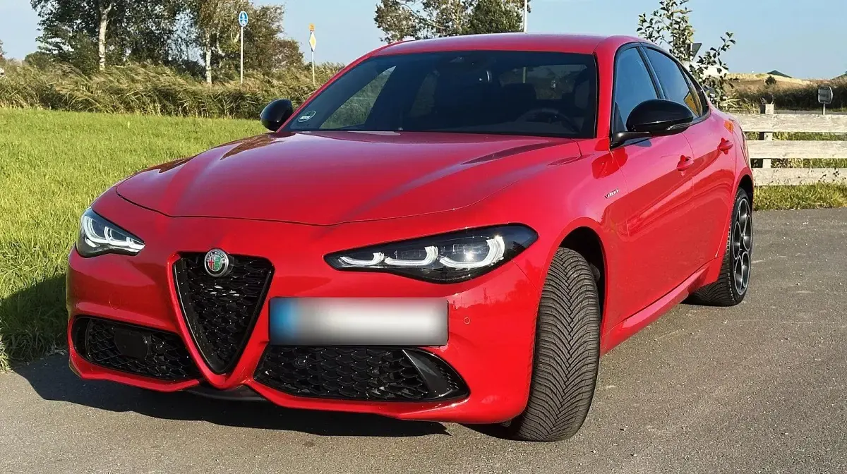 Gebraucht Alfa Romeo Giulia Veloce 280 PS (205 kW) 2024 Rot Limousine