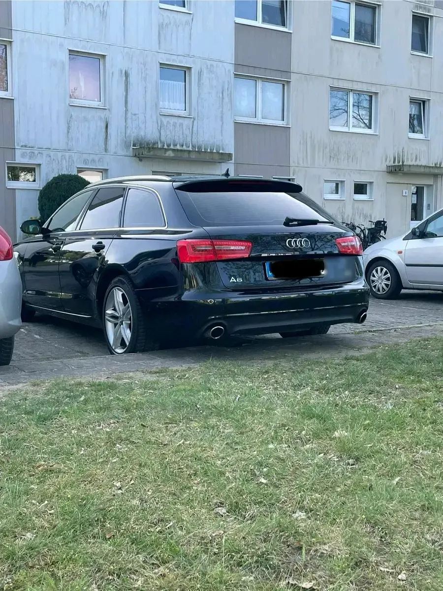 Gebraucht Audi A6 204 PS (150 kW) 2012 Schwarz Kombi