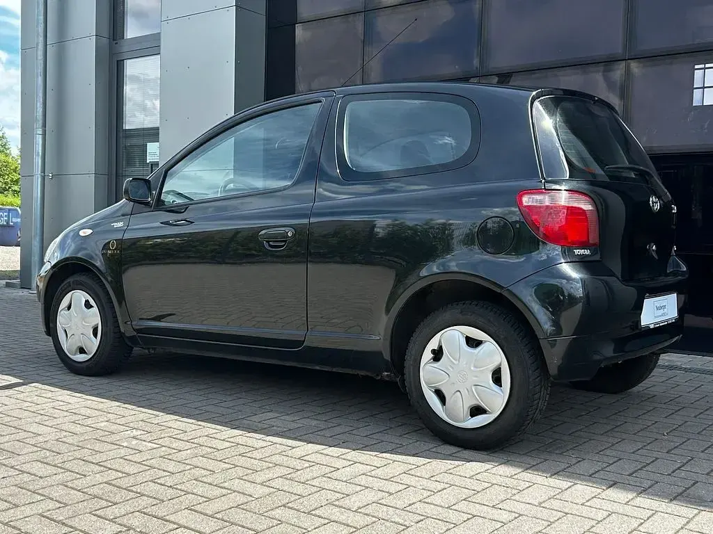 Gebraucht Toyota Yaris Sol 86 PS (63 kW) 2002 Schwarz Kleinwagen