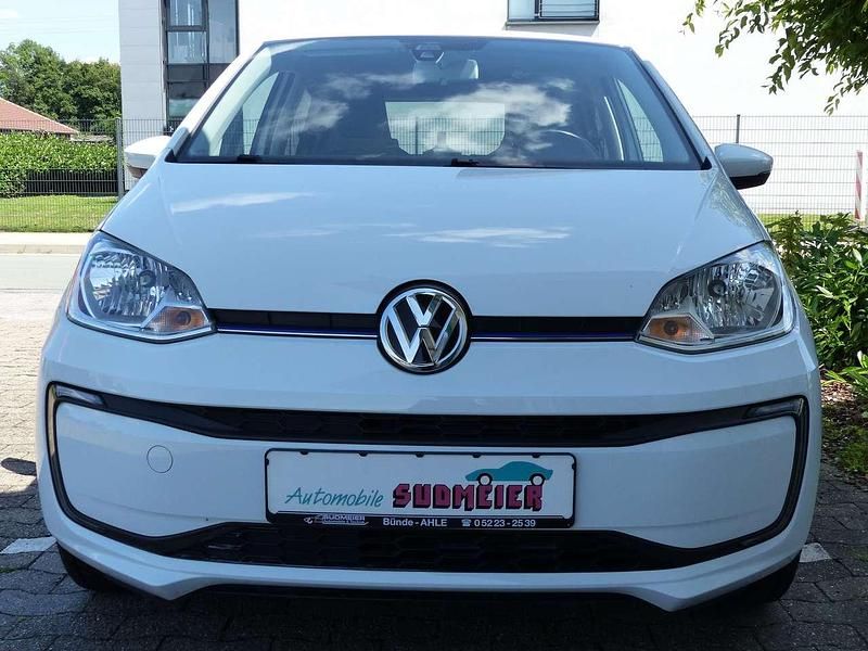 Gebraucht VW e-up! 60 kW (82 PS) 2018 Pure white Kleinwagen