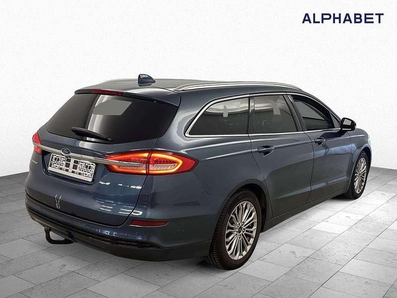 Gebraucht Ford Mondeo Titanium 150 PS (110 kW) 2021 Chroma blau Kombi