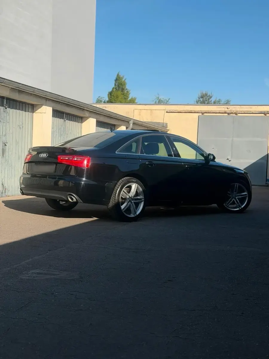 Second-hand Audi A6 204 CP (150 kW) 2012 Negru Berlinǎ