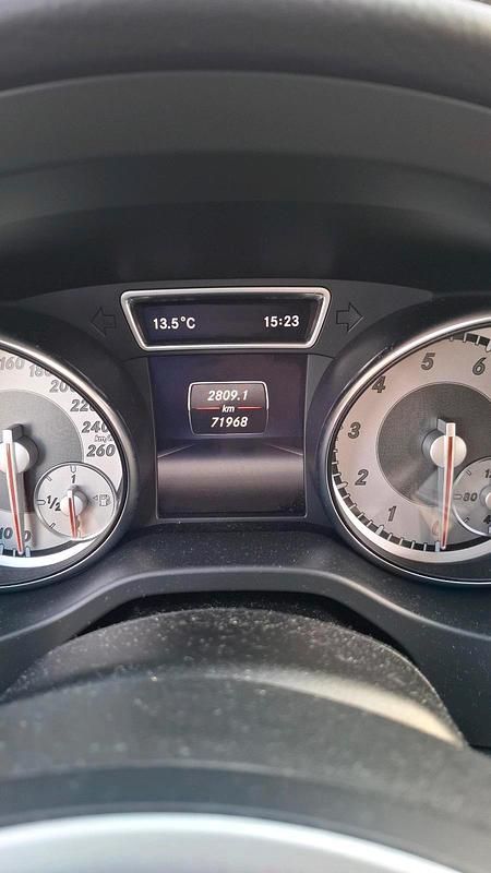 Gebraucht Mercedes GLA200 156 PS (114 kW) 2014 SUV